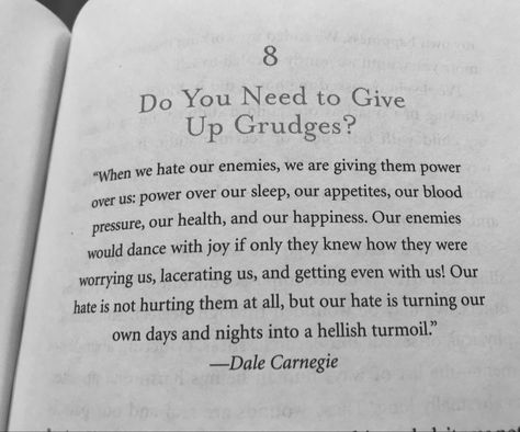 #quote #grudgesquote #grudges #helpfulquote #enemiesquote #lovethisquote #quotes It Quotes, Dale Carnegie, Bio Quotes, Giving Up, No Worries, Turn Ons, Let It Be, Quotes, Pins