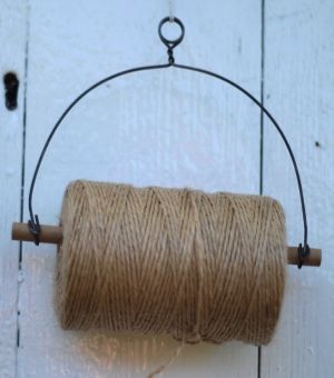 String anyone? Idea for the garden shed. Twine Holder, Teacher Work, Small Craft Rooms, Farm Crafts, Work Room, Bias Binding, Wire Crafts, Orange Slices, Wire Art