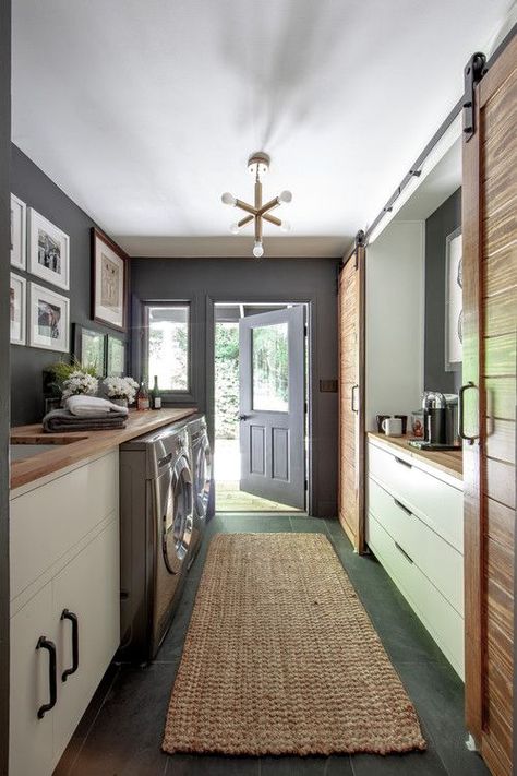 Modern Farmhouse Laundry Room with Dark Gray Walls Modern Farmhouse Laundry, Farmhouse Laundry Room Ideas, Modern Farmhouse Paint Colors, Modern Farmhouse Laundry Room, Grey Laundry Rooms, Magnolia Journal, Minimalist Living Room Decor, Dark Grey Walls, Farmhouse Paint Colors