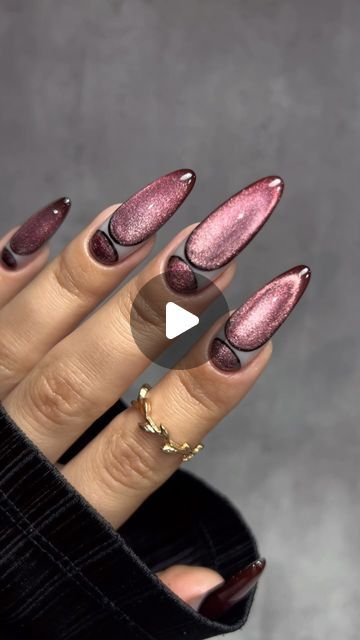 Cat Eye French Tip Nails, Cateye Nailart, Cat Eye Gel Polish, Cat Eye Nails, Hot Nails, Water Lighting, Nail Tutorials, Nail Trends, Nail Inspo