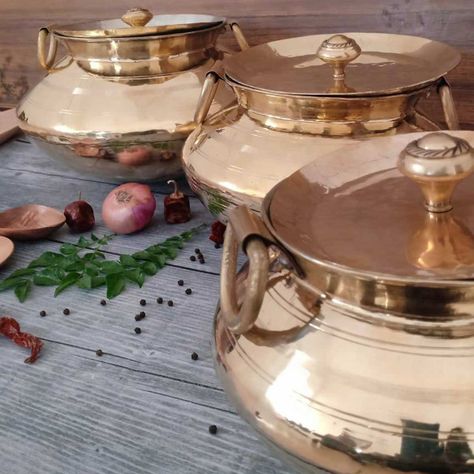 Brass/Pital Utensils Cookware Rice Biryani, Rice Pulao, Biryani Rice, Culinary Cooking, Copper Utensils, Brass Pot, Gadgets Kitchen Cooking, Copper Cookware, Keep Food Warm