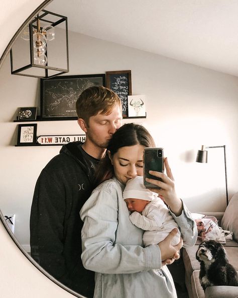 ✰  𝚙𝚒𝚗𝚝𝚎𝚛𝚎𝚜𝚝 @𝚢𝚊𝚗𝚊𝚔𝚞𝚣𝚣 Future Mommy, Dream Family, Foto Baby, Future Mom, Cute Family, Baby Family, Family Goals, Future Baby