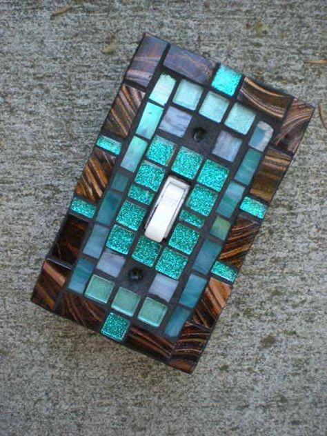 21 Unique Ways to Decorate Light Switches Plates In Contemporary Designs Gala Projects, Light Switch Covers Diy, Hawaiian House, Girl Apartment, Youth Empowerment, Mosaic Stained, Mosaic Madness, Diy Electrical, Electrical Lighting