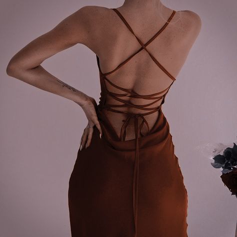 Woman Back, Retro Outfits, Fancy Dresses, Vision Board, Backless Dress, Outfit Ideas, Bodycon Dress, Prom, Fashion Outfits