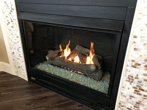 Painted Fireplaces, Fireplace Glass Rocks, Faux Logs, Fire Pit Glass Rocks, Fire Decor, Fire Glass Fireplace, Fireplace Makeovers, Indoor Gas Fireplace, Fire Pit Essentials