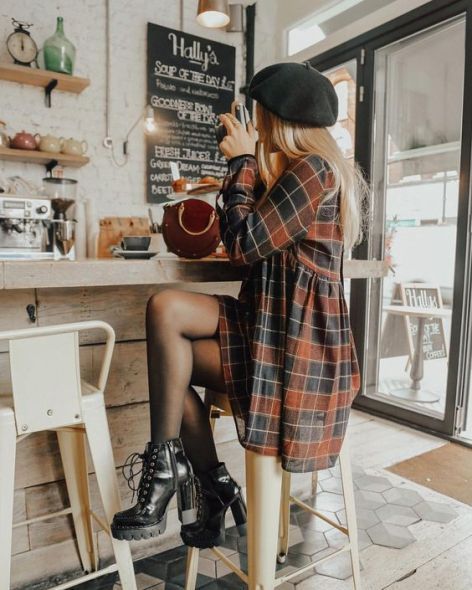 6 Must-try Style Trends for your Fall Wardrobe Street Style Vintage, Sandal Tali, Fall Fashion Coats, Street Style 2018, Instagram Baddie, Current Fashion, Trending Fashion Outfits, Outfit Trends, Vintage Diy