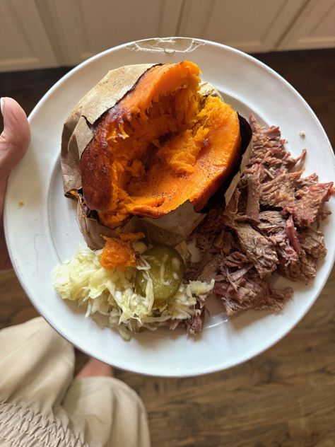 My Plate: Brisket & Sweet Potato - Mix & Match Mama Taco Meal, Slow Cooker Brisket, Maple Recipes, Slow Cooker Tacos, My Plate, Best Slow Cooker, Fall Food, Quick Weeknight Dinners, Easy Weeknight Dinners