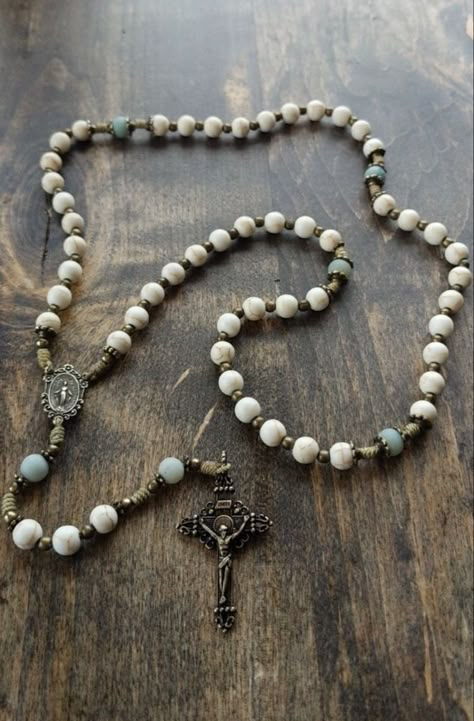 Diy Rosary, Knotted Rosary, Clay Cross, Holy Mary, Rosary Catholic, Rosary Beads, Catholic Church, Black Art, Rosary