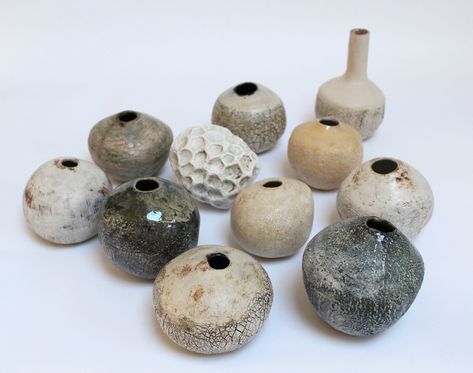 Selection of ceramic bud vases. Julie Nelson Ceramic Bud Vase, Ceramic Bud Vases, Julie Nelson, Beginners Ceramics, Tapas Dishes, Clay Vase, Pinch Pots, Ceramics Projects, Pottery Studio