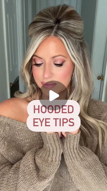 1.1M views · 41K likes | Rachel Bowling on Instagram: "Hooded eye tips!  Use a light shimmer on the inner corner. Only apply liner on the outer corner of the eye and pull it up towards the tail of the eyebrow. Take a dense brush & apply a darker matte shade, concentrating on the outer corner, & work your way in. Use your eyeliner as a guide. Apply mascara to the upper & lower lashes & curl! Let me know if this was helpful and follow along for simple beauty tips!" Makeup For Hooded Eyelids, Hooded Eyes Tutorial, Eye Makeup For Hooded Eyes, Eye Makeup Guide, Hooded Eye Makeup Tutorial, Hooded Eyelids, Simple Beauty Tips, Apply Mascara, Redhead Makeup