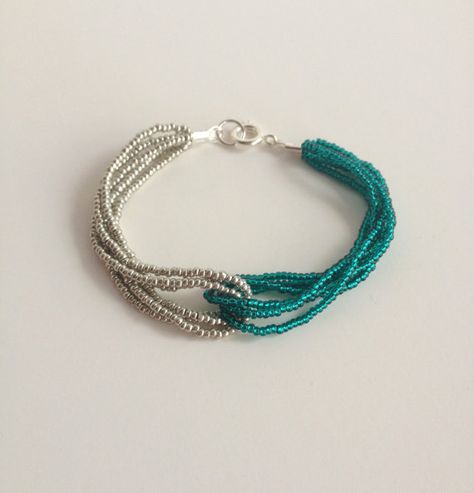 Teal Bracelet, Bracelet Emerald, Green Bracelet, Emerald Bracelet, Green And Silver, Beaded Necklace Diy, Diy Bracelet Designs, Handmade Fashion Jewelry, Homemade Jewelry