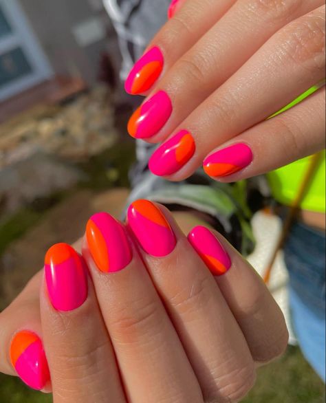 Orange Pink Nails Summer, Pink And Orange Nails Design, Neon Orange And Pink Nails, Orange And Pink Nail Designs, Summer Nails Pink And Orange, Orange And Pink Nails, Gel Summer Nails, Mexico Nails, Short Round Nails