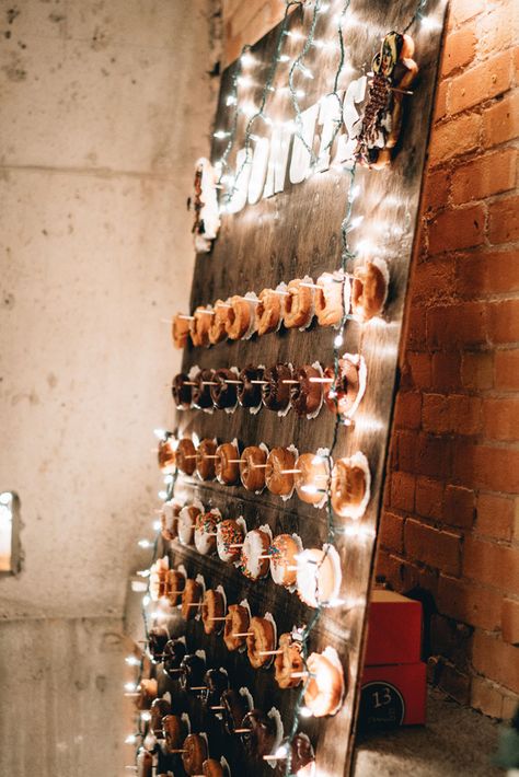 Lighted donut wall with cute lace dollies behind each donut Wedding Ideas Rustic Vintage, Donut Wall Wedding, Bars Ideas, Wedding Ideas Rustic, Diy Donut, Donut Display, Diy Donuts, Wedding Donuts, Donut Bar