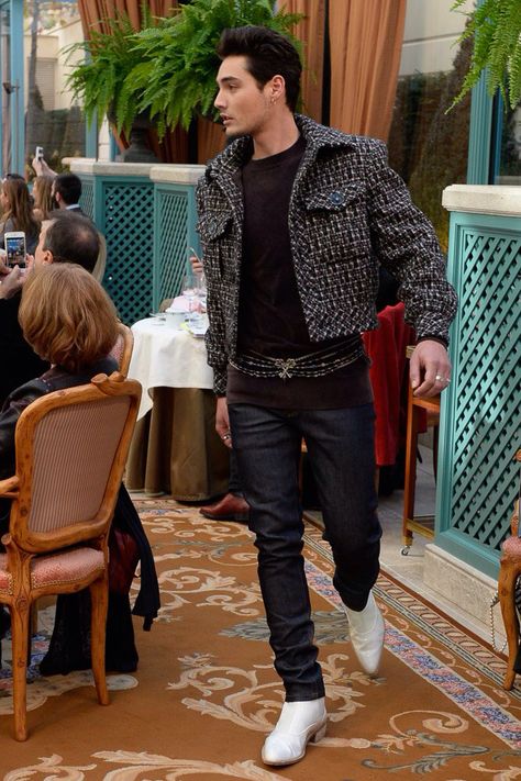 Chanel - Pre-Fall 2017 Jacket Inspiration, Chanel Men, Chanel Jacket, Fashion Inspiration Board, Personal Style Inspiration, Chanel Inspired, Mens Style, Mens Fall, Fashion Line