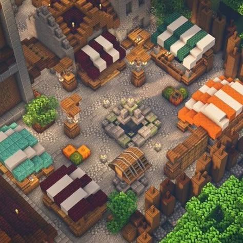 Town Square Aesthetic, Minecraft Town Square Ideas, Town Square Minecraft, Minecraft Town Square, Square Aesthetic, Minecraft Town, Minecraft Inspo, Amazing Minecraft, Minecraft Decorations