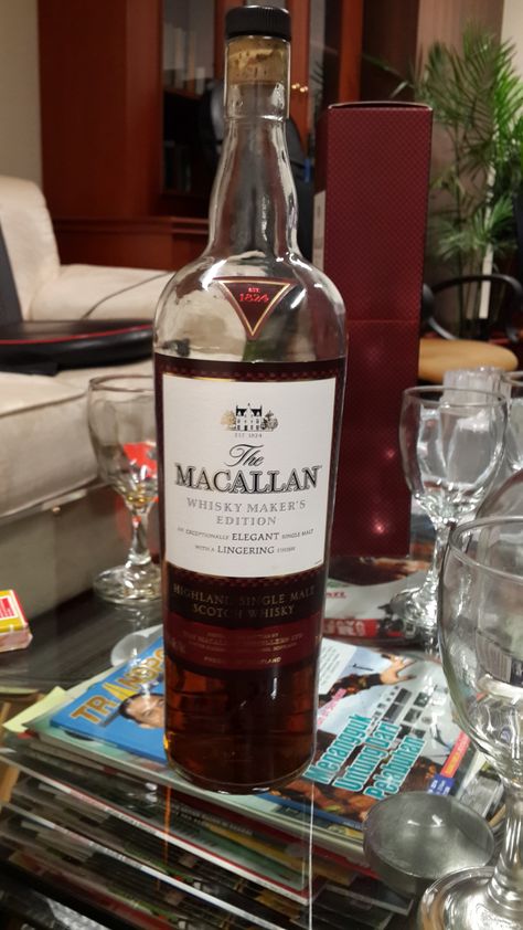 Indri Whiskey Snap, Liquor Aesthetics, Macallan Whisky Snapchat, Whisky Snapchat Story, Macallan Whisky, Food Cart Business, Daaru Party Pic, Funny Compliments, Pretty Alcoholic Drinks