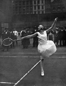 Screen Shot 2015-08-03 at 11.39.28 AM Mode Tennis, Suzanne Lenglen, Valentina Tereshkova, Tennis Art, Tennis Outfits, Jean Patou, Playing Tennis, Vintage Tennis, Tennis Fashion