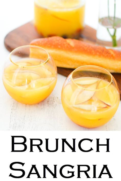 Brunch Sangria | Chardonnay and Orange Juice Sangria for Breakfast/brunch. Skip the mimosas for the brunch cocktail recipe. #breakfast #sangria #breakfastsangria #brunch #cocktailrecipe #breakfastcocktails #motherdays #christmas Breakfast Sangria, Brunch Sangria, Morning Drink Recipes, Brunch Cocktail Recipes, Orange Sangria, Morning Cocktail, Breakfast Cocktails, Recipe Breakfast, Morning Drinks