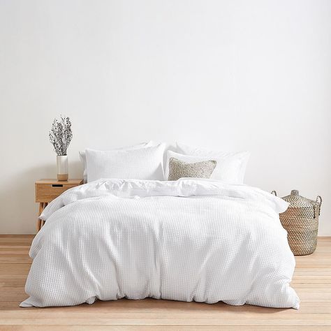 Warner Textured Quilt Cover Set - Dark Grey | Target Australia Waffle Weave Bedding, Waffle Duvet Cover, Unique Duvet Covers, Textured Quilt, Twin Comforter Sets, White Comforter, Superking Bed, Full Duvet Cover, Quilted Duvet