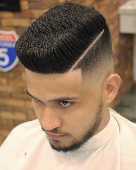 New Hairstyles for Men Pakistani Hair, New Hair Look, Mens Summer Hairstyles, Tapered Hair, Fresh Haircut, Cool Mens Haircuts, Faded Hair, Men Haircut Styles, Cool Hairstyles For Men