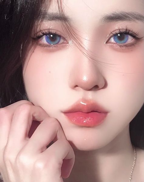 Makeup Ala Korea, Makeup Asia, Makeup Ulzzang, Medium Long Haircuts, Korea Makeup, Soft Makeup Looks, Kawaii Makeup, Korean Eye Makeup, Ulzzang Makeup