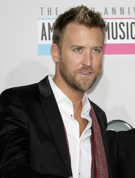 Charles Kelley, Men's Cuts, Lady Antebellum, Bearded Man, Southern Rock, Latest Movie, Liam Hemsworth, Country Men, Country Stars