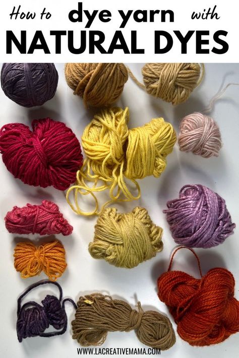 How to dye wool yarn with natural dyes - La creative mama Natural Dyeing Techniques, Wool Skein, Natural Food Dye, Avocado Dyeing, Roving Yarn, Textile Dyeing, Fabric Dyeing Techniques, Dyeing Tutorials, Natural Dye Fabric