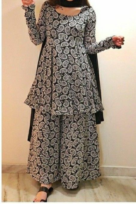 Cotton Sharara Designs, Kurti And Plazo Designs Latest, Lawn Kurti Designs Latest, Plazo Designs Latest, Lawn Kurti Designs, Garara Dress, Suits Design Latest, Plazo Designs, Summer Kurti