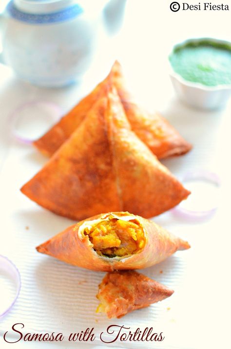 Samosa with flour tortillas Tortilla Samosa, Soft Tortilla Recipe, Recipe Using Tortillas, Tortilla Dough, How To Make Samosas, Fried Snacks, Recipes With Flour Tortillas, How To Make Tortillas, Samosa Recipe