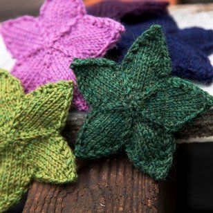 Knit Embellishments, Knit Stars, Knitted Ornaments, Carole Middleton, Fair Isles, Knitted Flowers, Yarn Projects, Embroidery Needles, Knitting Techniques