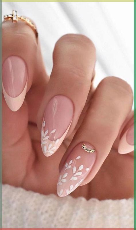 New Years Eve Nail Art, New Years Eve Nail, Nails Acrylic Designs, Bow Nail Designs, Drinking Champagne, Dark Pink Nails, Bow Nail, Winter Nails Acrylic, Christmas Gel Nails