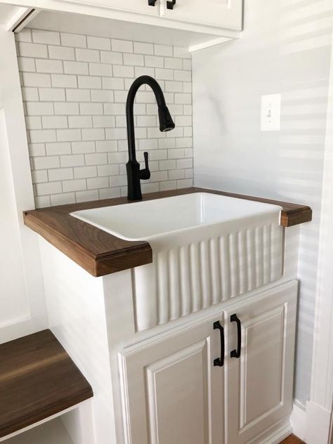 Belfast Sink Laundry Room, Utility Sink Ideas Mudroom, Bathroom Vanity With Utility Sink, Utility Sink In Bathroom Vanity, Utility Sink With Counter, Laundry Tubs Ideas Utility Sink, Bathroom With Utility Sink, Utility Bathroom Sink, Belfast Sink Utility Room