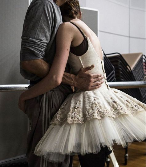 Lia Morelli, Adrian Volkov, Ballet Couple, Deception Trilogy, Meaning Of True Love, Young Ballerina, Cora Reilly, Dancing Aesthetic, Ballerina Girl