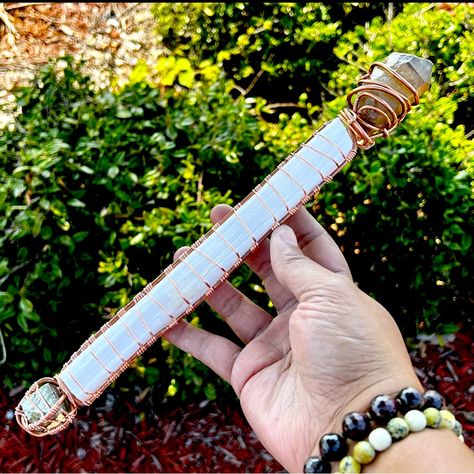 Best Friend Squad, Chakra Wand, Friend Squad, Chinoiserie Planter, Powerful Crystals, Magic Crystal, Selenite Wands, Led Picture Light, Wire Wrapped Jewelry Diy