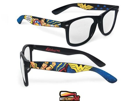 Wonder Woman glasses Unique birthday gift for girlfriend geek | Etsy Wonder Woman Glasses, Wonder Woman Jewelry, Wonder Woman Shoes, Wonder Woman Outfit, Woman Glasses, Comic Superhero, Glasses Unique, Wonder Woman Birthday, Gifts For Women Birthday