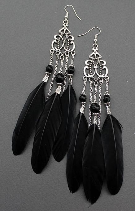 Fashion Feather Earrings made by Evgeniy Slomintsev from LC.Pandahall.com Feather Earrings Diy, Diy Jewelry Ideas, Indian Jewelry Earrings, Diy Jewelry Inspiration, Indian Jewellery Design Earrings, Feather Crafts, Feather Jewelry, Jewelry Design Earrings, Earrings Inspiration