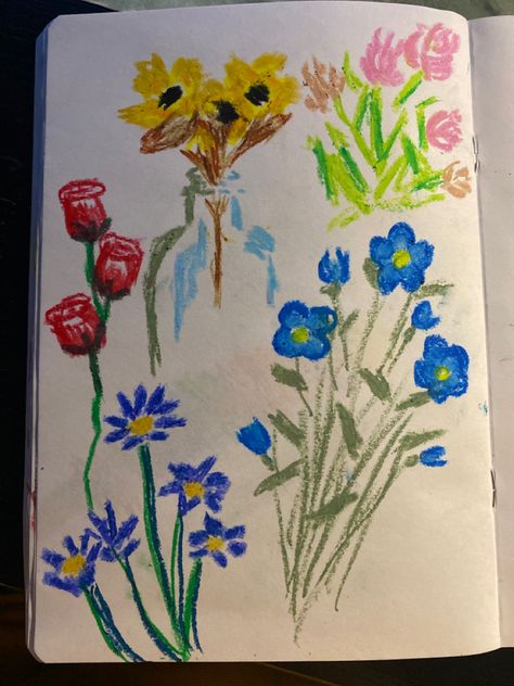 Crayon Drawing Inspiration, Stuff To Draw With Crayons, Crayola Drawing Ideas, Watercolor Crayon Art, Crayon Art Aesthetic, Things To Draw With Crayons, Pastel Crayon Art, Oil Pastel Art Flowers, Crayon Aesthetic