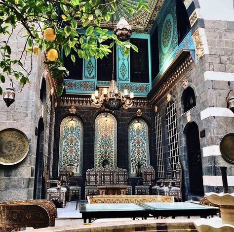 Bayt Al Fann on Twitter: "The city of Damascus is one of the oldest continually inhabited cities in the world — known in Syria as aš-Šām & the "City of Jasmine.” Damascus is a major cultural center, with distinctive art & design aesthetics that continue to inspire A thread on Damascus design details… https://t.co/bUOeugQUXQ" / Twitter Damascus Architecture, Ancient Damascus, Old Damascus, Architecture Antique, Arab Culture, Design Aesthetics, Dream Room Inspiration, Cultural Center, Islamic Architecture