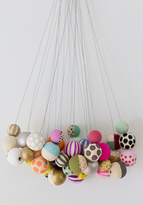 JEN LOVES KEV Painted Beads, Hand Painted Beads, Wooden Bead Necklaces, Diy Projects To Try, Diy Accessories, Diy Inspiration, Wooden Beads, Wood Beads, Jewelry Inspiration