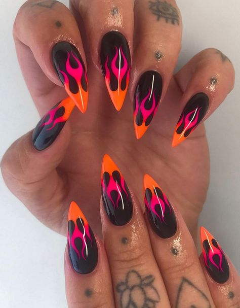 Edgy Nail Art, Emoji Nails, Flame Nail Art, Punk Nails, Edgy Nails, Goth Nails, Grunge Nails, Crazy Nails, Black Nail