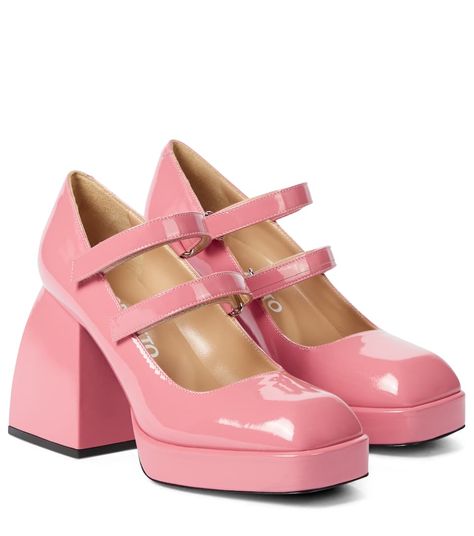 linda on Twitter: "Pink Nodaleto Bulla Babies… " Dr Shoes, Pink Patent Leather, Pink Pumps, Dr Closet, Cool Shoes, Shoe Inspo, Strap Pumps, Patent Leather Pumps, Pretty Shoes