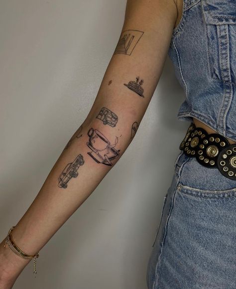 Arm Tats, Cute Tiny Tattoos, Human Canvas, Tattoo Flash Art, Flash Art, Little Tattoos, Tattoo Placement, Minimal Tattoo, Minimalist Tattoo