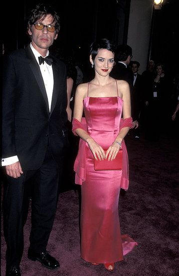 London Fashion School, Oscar Theme, Winona Ryder Style, 90s Red Carpet, Winona Ryder 90s, 90s Prom Dresses, Winona Forever, Soft Gamine, Celebrity Culture