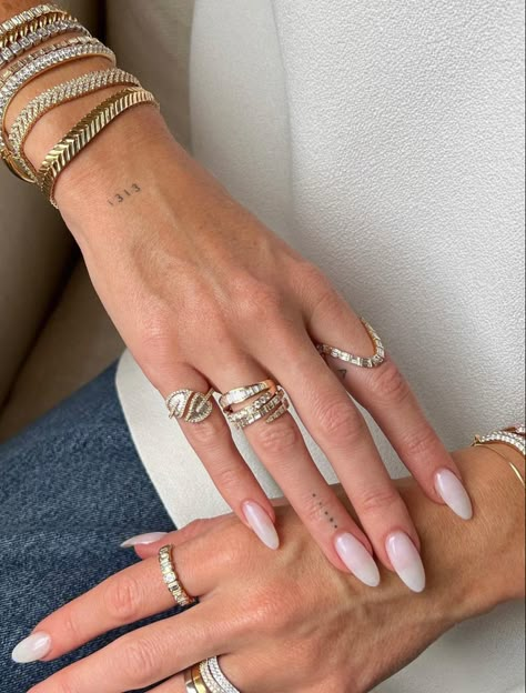 Dope Jewelry Accessories, Anita Ko, Nail Jewelry, Dope Jewelry, Classy Jewelry, Stacked Jewelry, Jewelry Lookbook, Chic Nails, Old Jewelry