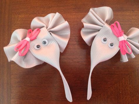 Cute Elephant ribbon sculpture hair clip Dog Ribbon, Snowflake Hair Bow, Sculpture Hair, Hair Bows Diy Ribbon, Ribbon Sculptures, Princess Hair Bows, Homemade Bows, Diy Hair Accessories Ribbon, Ribbon Crafts Diy