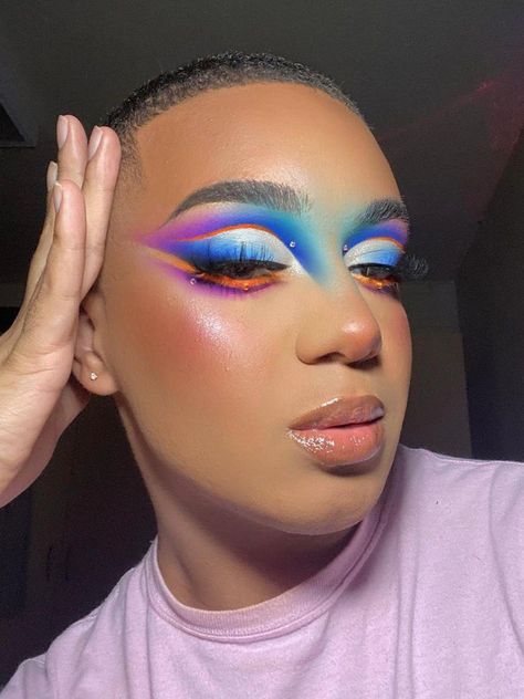 Colorful Drag Makeup, Simple Drag Makeup, Drag Eye Makeup, Drag Makeup Ideas, Drag Makeup Looks, Exaggerated Makeup, Mua Portfolio, Rouge Makeup, Makeup Collage