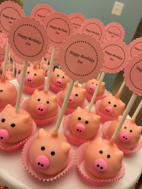 Pig Roast Dessert Ideas, Pig Dessert Ideas, Pig Cake Pops, Piggy Birthday, Dirt Cupcakes, Pig Baby Shower, Piggy Cake, Pig Cupcakes, Pig Cake