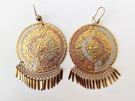 Aztec Calendar Earrings🇲🇽 ~ Mexican Style Earrings ❤️~ Mexican Jewelry ~ Cinco de Mayo Jewelry~ Mexican Jewelry Gold, Mayan Jewelry, Mexican Stuff, Aztec Jewelry, Mexican Pride, Mexican Independence Day, Mexican Independence, Aztec Earrings, Interview Outfits