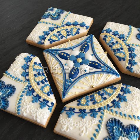 Tile Cookies, Cookie Puzzle, Gold Cookies, Gingerbread Cookies Decorated, Cookies Gingerbread, Sugar Cookie Designs, Pretty Cookies, Fancy Cookies, Creative Cookies