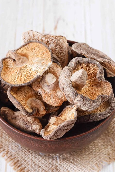 How To Prepare and Cook Shiitake Mushrooms - The Daily Dish Vegan Shopping List, Vegan Grocery List, Dumpling Filling, Mushroom Rice, Vegan Grocery, Tofu Dishes, Shiitake Mushrooms, Chili Garlic Sauce, Meat Substitutes